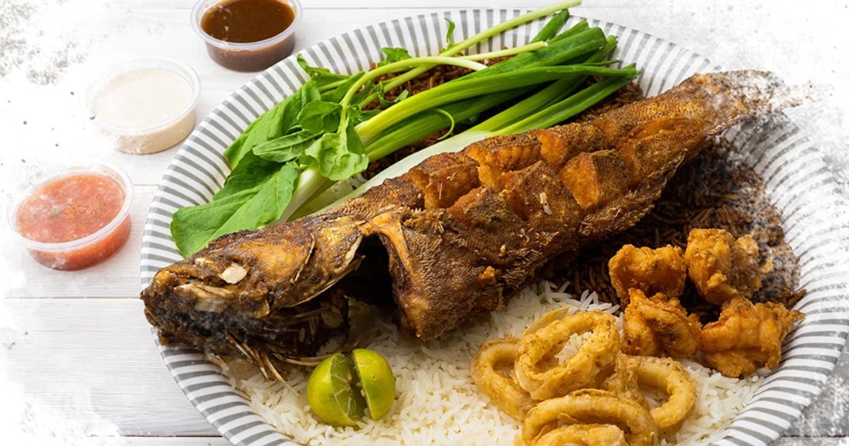 أفضل 10 أماكن لتناول المأكولات البحرية في جدة