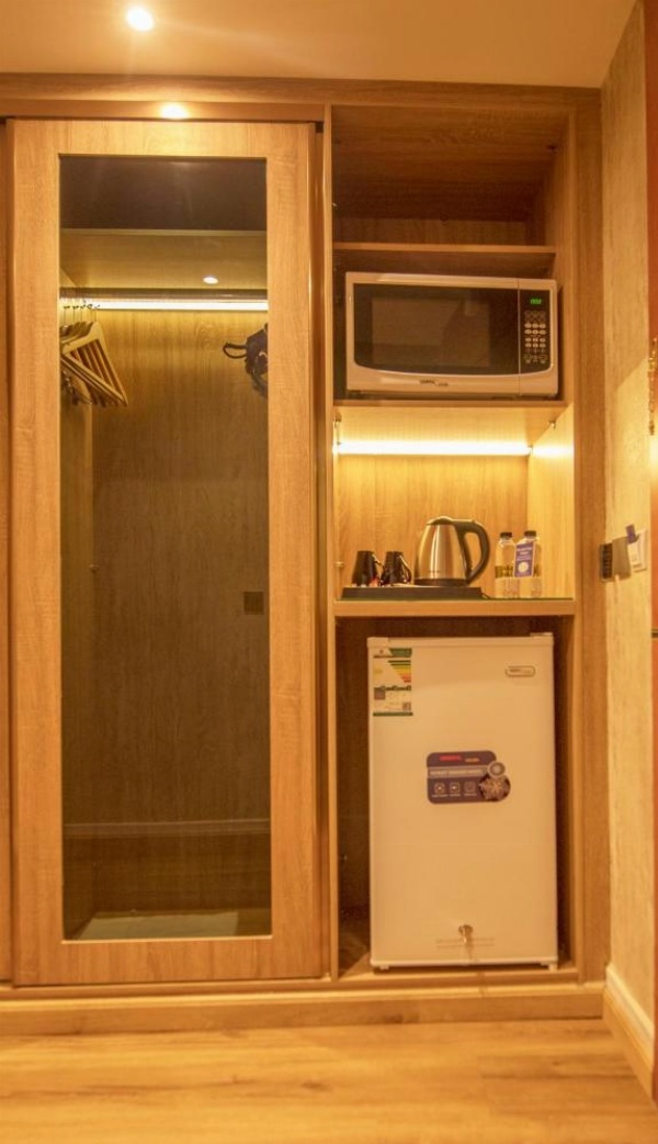 Sparrow Apartments Hotel image 113